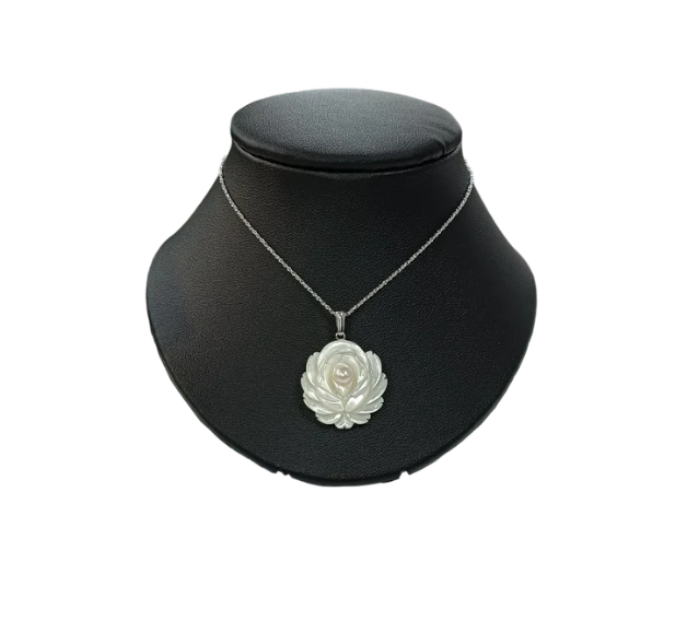 Open media 2 in modal  Open media 3 in modal  Open media 4 in modal Treasure Factory Thailand  MIKIMOTO Necklace White