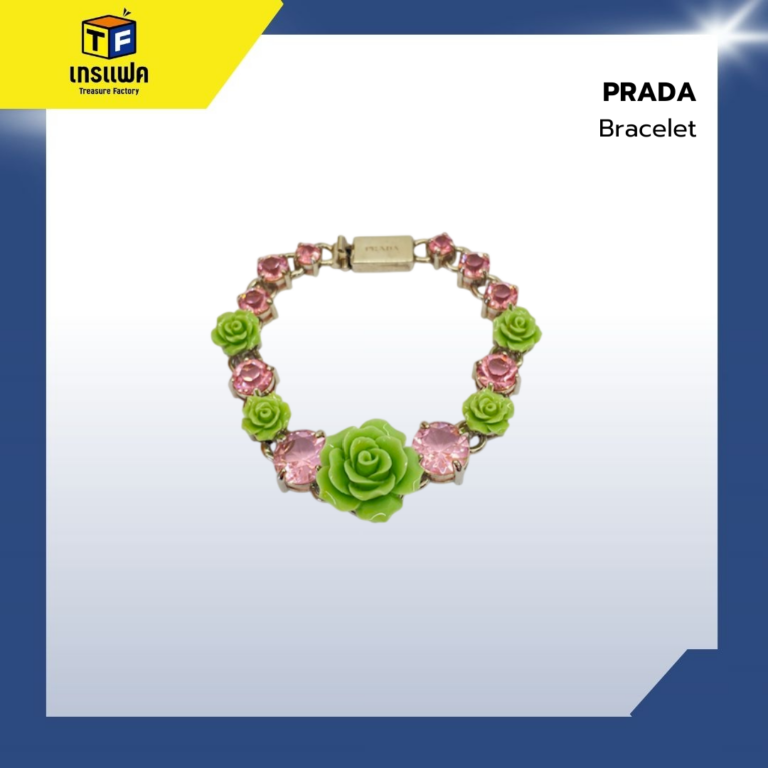 Detailที่ลงตัว ความคลาสสิกของPrada ในดีไซน์สุดCute