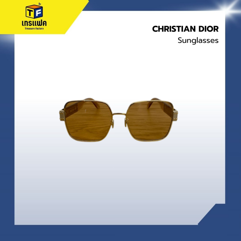 คอมพลีทลุคให้ดูเต็ม ด้วยความเรียบหรูจาก Dior