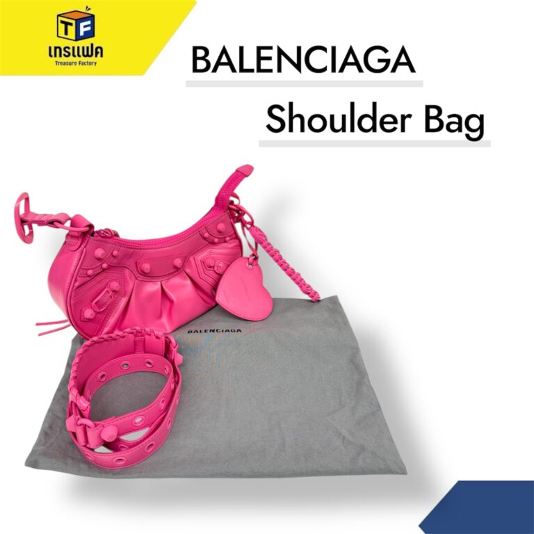 BALENCIAGA สีชมพูที่ตะโกนว่า “Fashion!” คลิกเลย !!