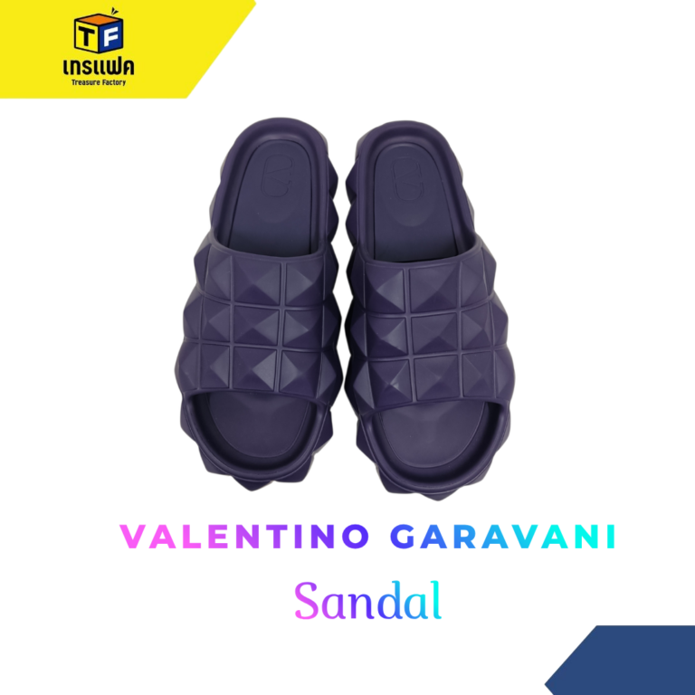 เรียบหรูดูแพงเดินเบาๆแต่สะเทือนทุกย่างก้าวกับ Valentino Garavani