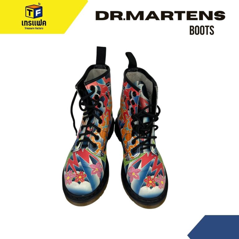 แมทช์ลุคสุดเก๋ ไปกับ “Dr.Martens Boots”